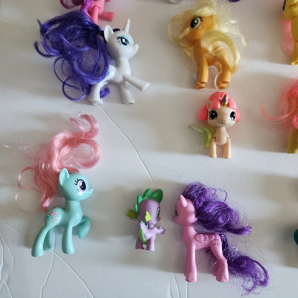 My Little Pony Figure Lot of 20 Assorted‎ Sizes And Generations